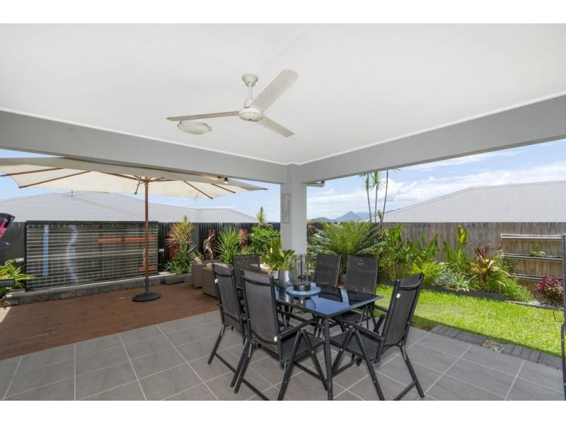 50 Ainscow Drive, Bentley Park QLD 4869