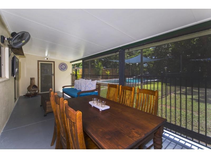 78 Wistaria Street, Holloways Beach QLD 4878
