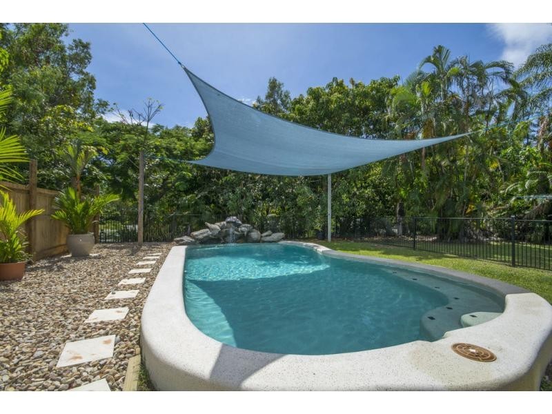 78 Wistaria Street, Holloways Beach QLD 4878