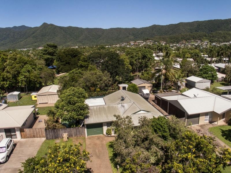 11 Bi-Centennial Road, Bentley Park QLD 4869