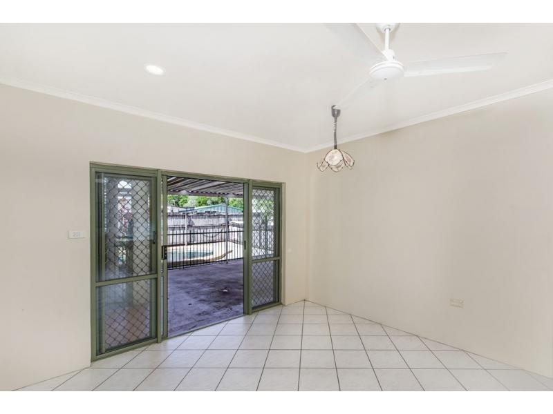 11 Bi-Centennial Road, Bentley Park QLD 4869