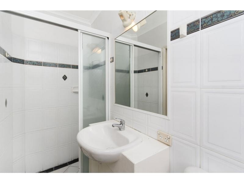 11 Bi-Centennial Road, Bentley Park QLD 4869