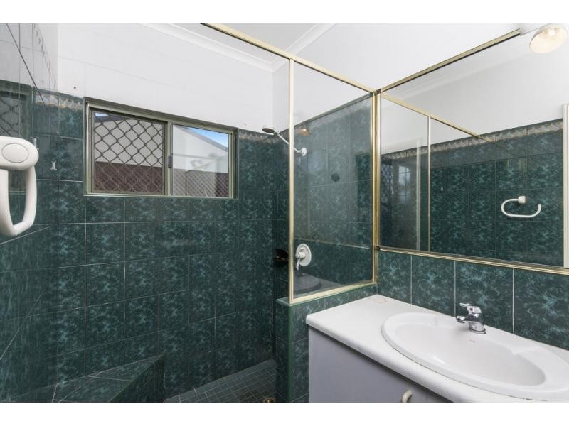 11 Bi-Centennial Road, Bentley Park QLD 4869