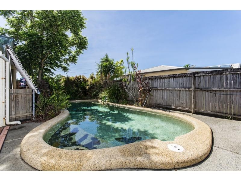 11 Bi-Centennial Road, Bentley Park QLD 4869