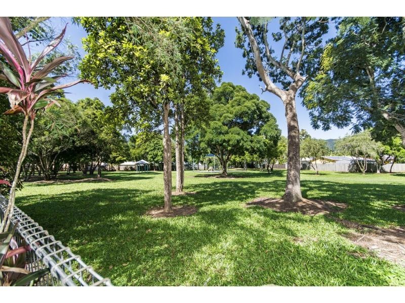 11 Bi-Centennial Road, Bentley Park QLD 4869