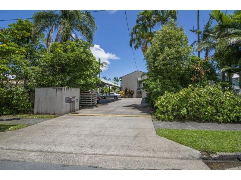 8/23 Balaclava Road, Earlville QLD 4870