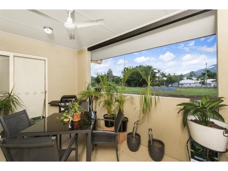 18/1-13 Ernest Street, Redlynch QLD 4870