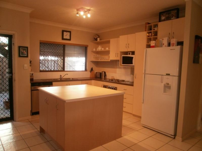 1/14 Short Street, Redlynch QLD 4870