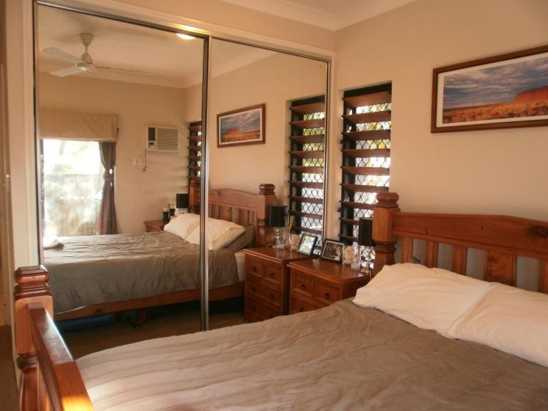 1/14 Short Street, Redlynch QLD 4870