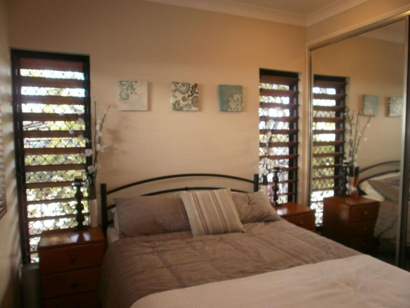 1/14 Short Street, Redlynch QLD 4870