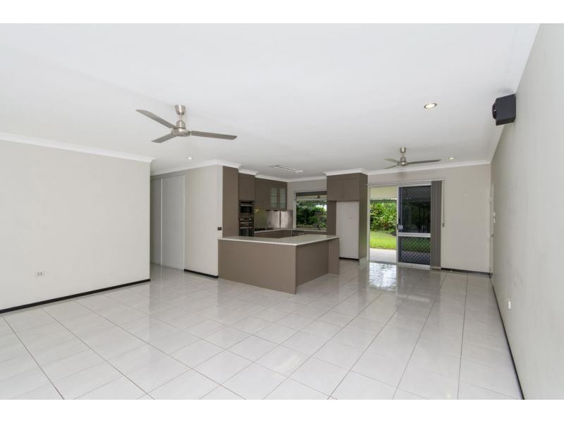 68 Sondrio Close, Woree QLD 4868