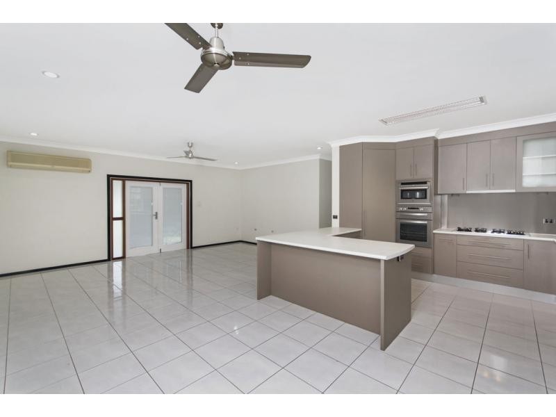 68 Sondrio Close, Woree QLD 4868