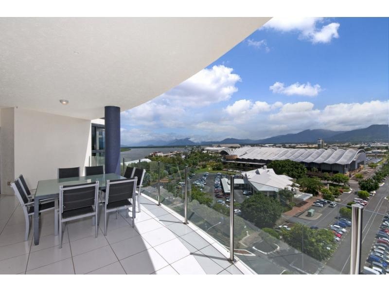 1101/2-4 Lake Street, Cairns City QLD 4870
