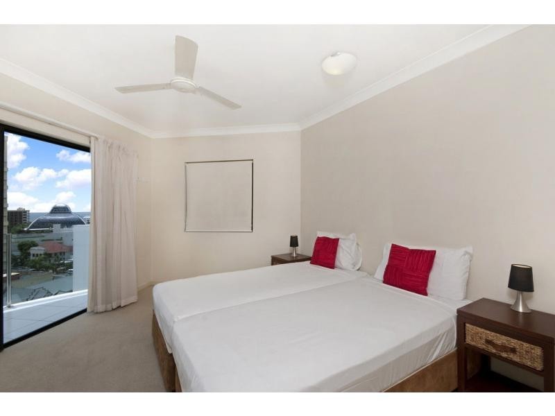 1101/2-4 Lake Street, Cairns City QLD 4870