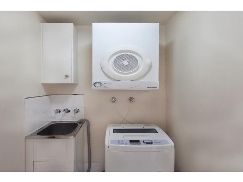 1101/2-4 Lake Street, Cairns City QLD 4870