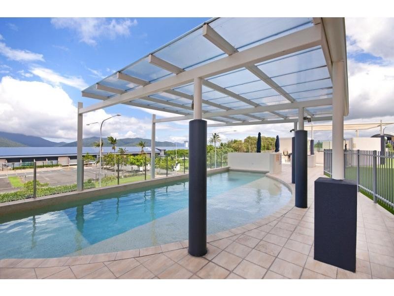 1101/2-4 Lake Street, Cairns City QLD 4870