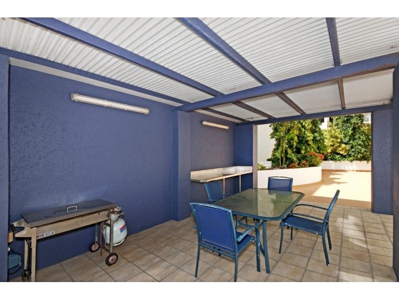 1101/2-4 Lake Street, Cairns City QLD 4870