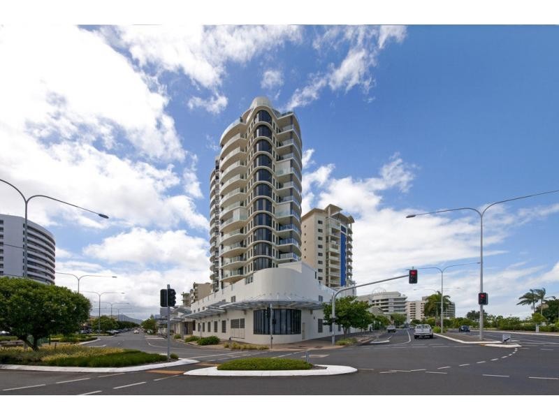 1101/2-4 Lake Street, Cairns City QLD 4870