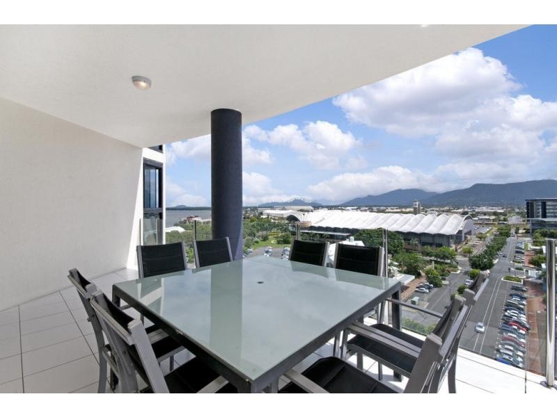 1101/2-4 Lake Street, Cairns City QLD 4870