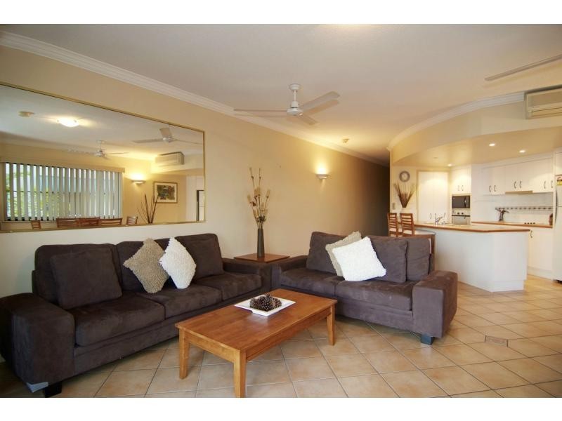 3/77 Sims Esplanade, Yorkeys Knob QLD 4878