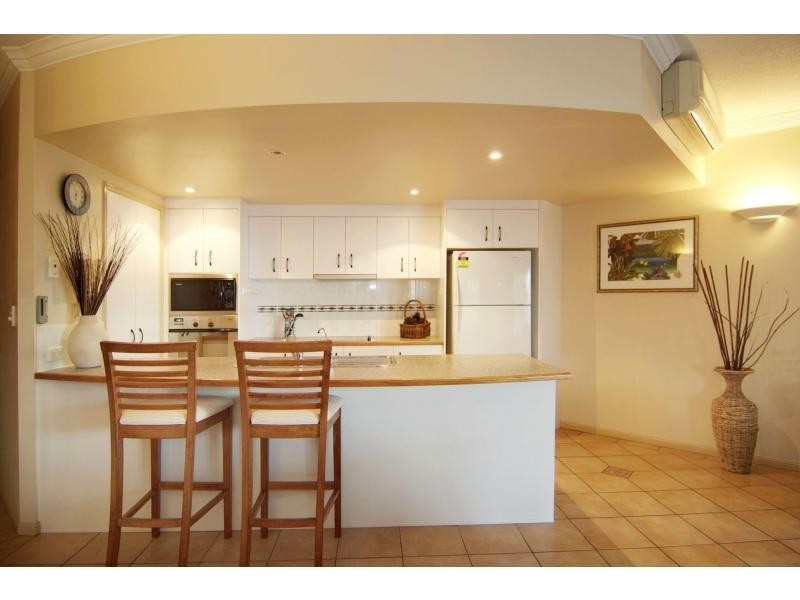 3/77 Sims Esplanade, Yorkeys Knob QLD 4878