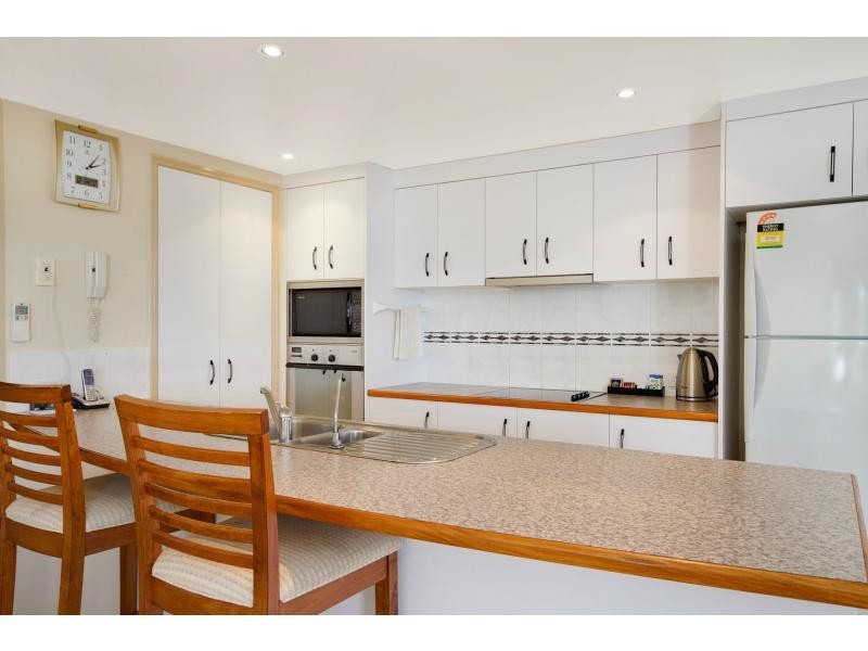 3/77 Sims Esplanade, Yorkeys Knob QLD 4878