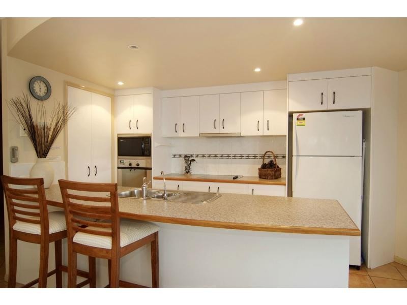 3/77 Sims Esplanade, Yorkeys Knob QLD 4878