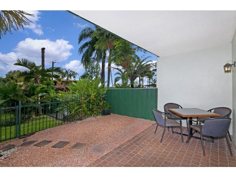 Unit 2/14 Girralong Street, Woree QLD 4868