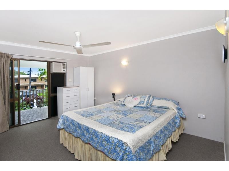 Unit 2/14 Girralong Street, Woree QLD 4868