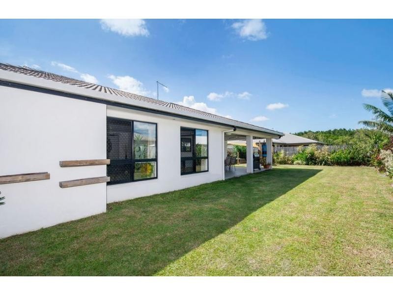 34 Phoenix Street, White Rock QLD 4868