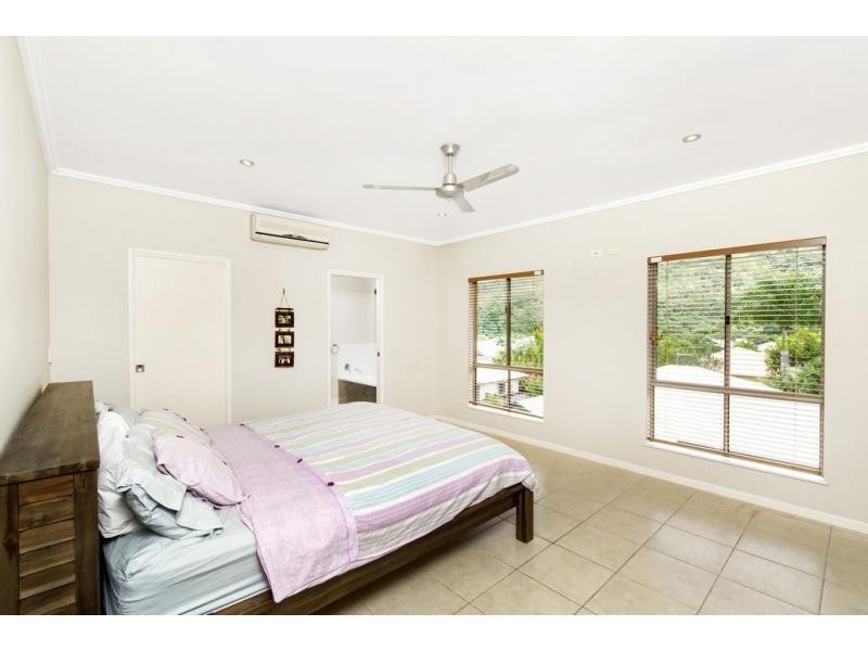 43 William Hickey Street, Redlynch QLD 4870