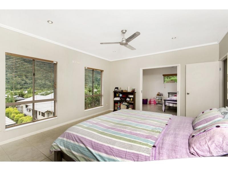 43 William Hickey Street, Redlynch QLD 4870