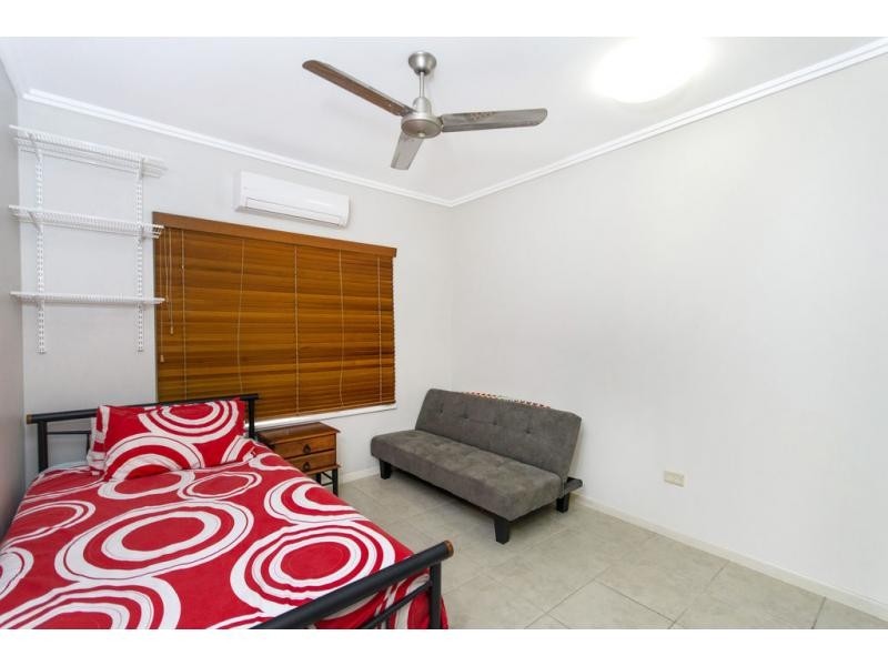 43 William Hickey Street, Redlynch QLD 4870