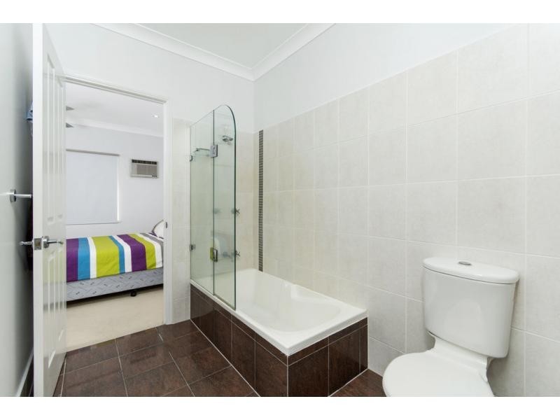 8/60 Charles Street, Manunda QLD 4870