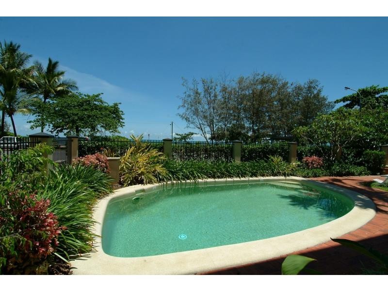 6/77 Sims Esplanade, Yorkeys Knob QLD 4878