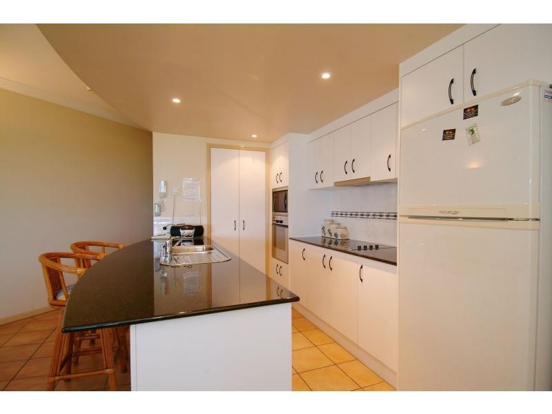 6/77 Sims Esplanade, Yorkeys Knob QLD 4878