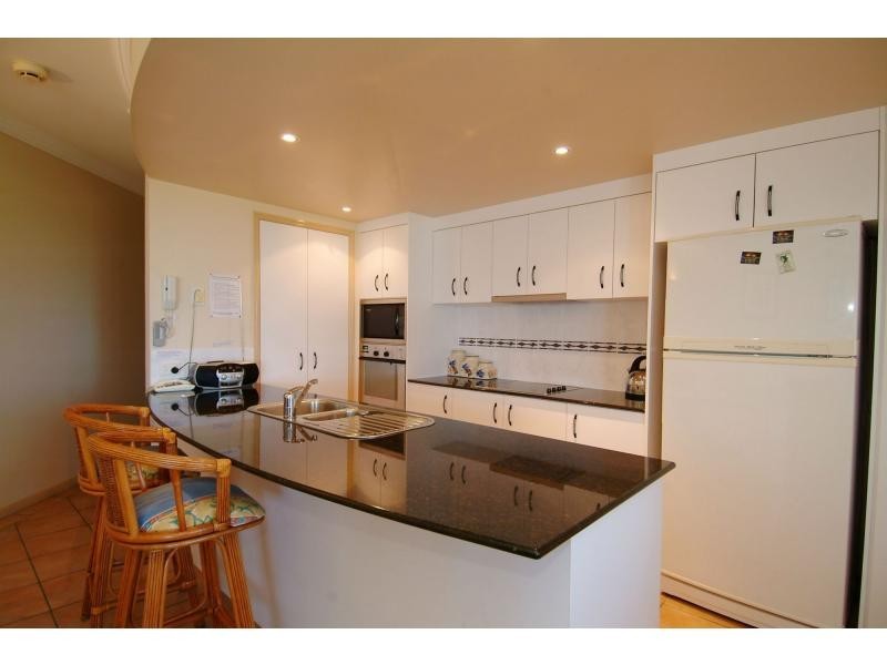 6/77 Sims Esplanade, Yorkeys Knob QLD 4878