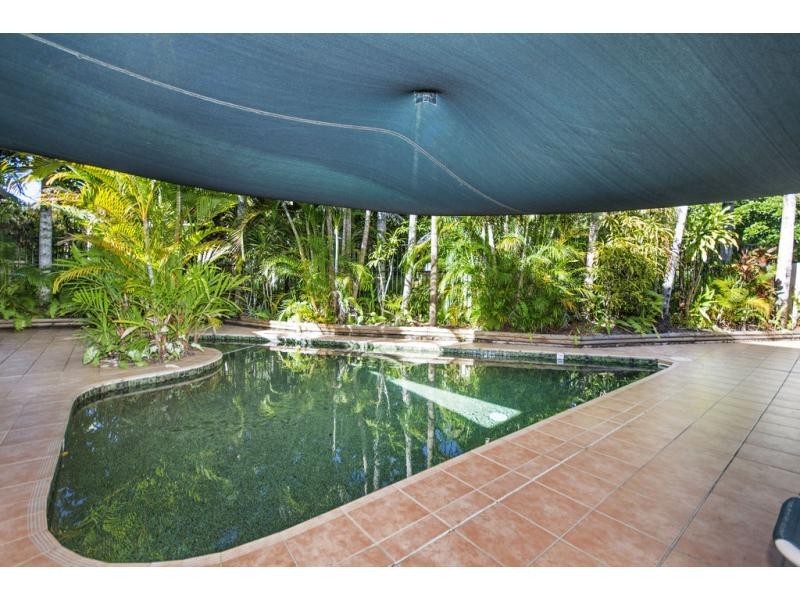 5/6 Deauville Close, Yorkeys Knob QLD 4878