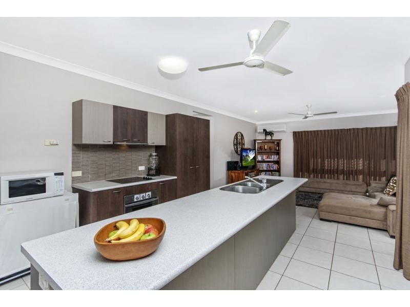 59 William Hickey Street, Redlynch QLD 4870