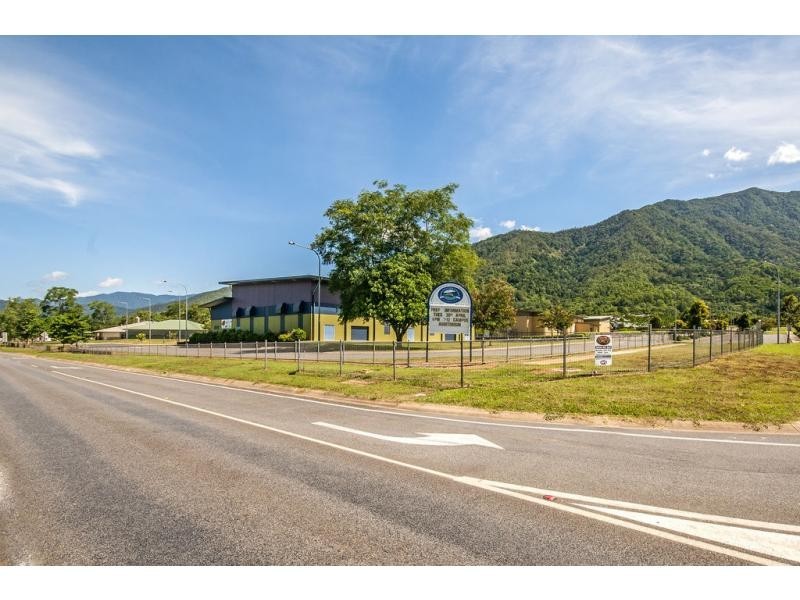 59 William Hickey Street, Redlynch QLD 4870