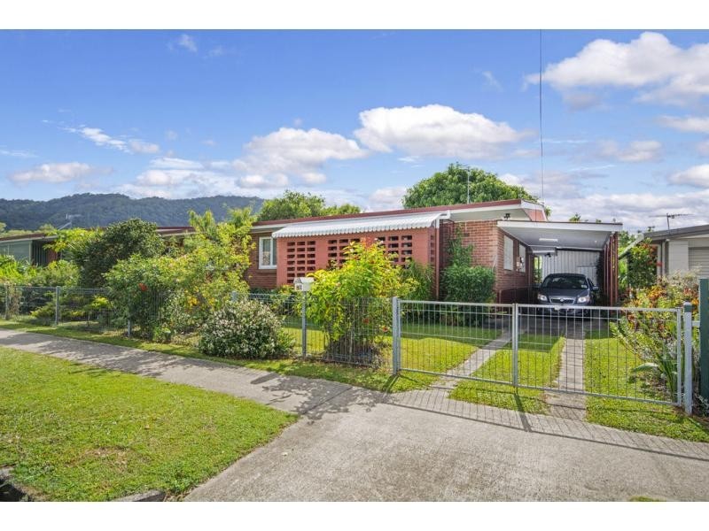 28 Balaclava Road, Earlville QLD 4870