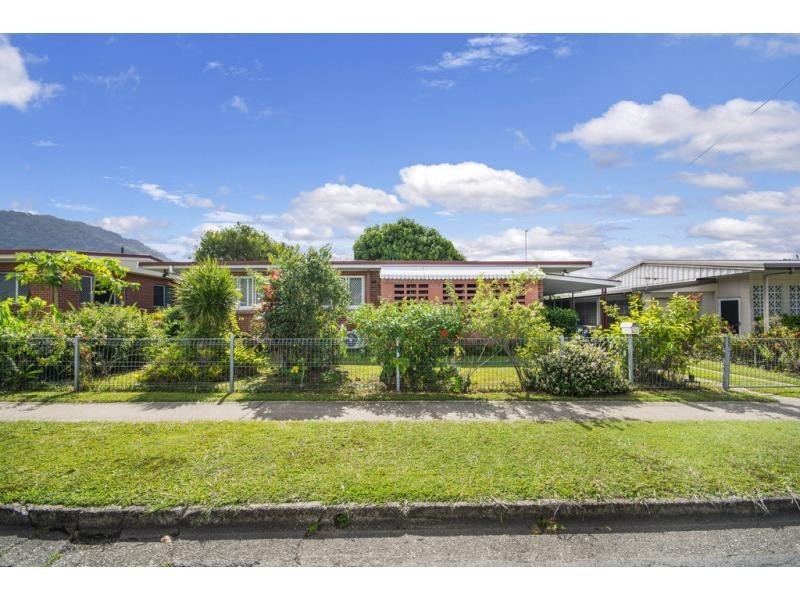 28 Balaclava Road, Earlville QLD 4870