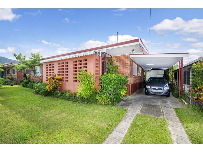 28 Balaclava Road, Earlville QLD 4870