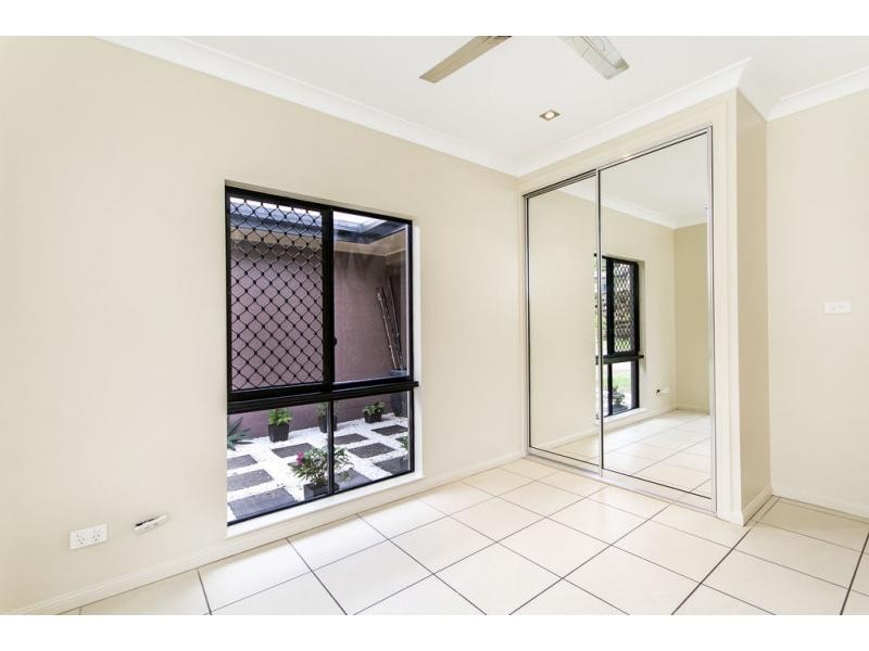 3 Red Siris Close, Redlynch QLD 4870