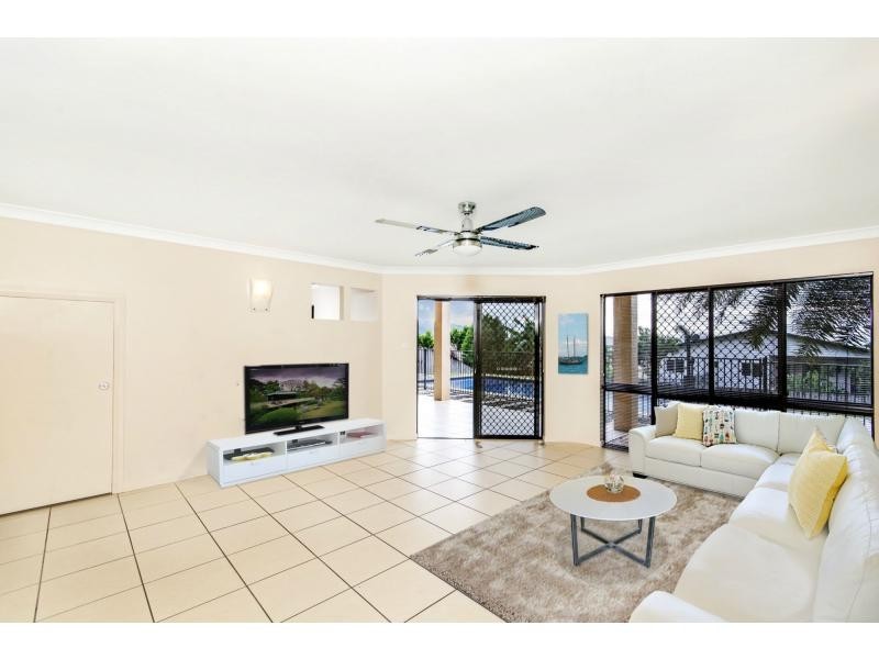 3 Red Siris Close, Redlynch QLD 4870