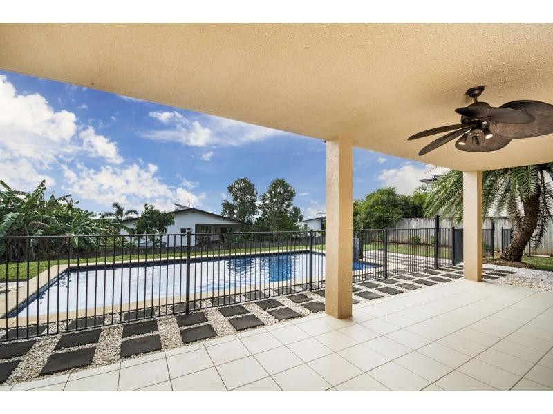 3 Red Siris Close, Redlynch QLD 4870