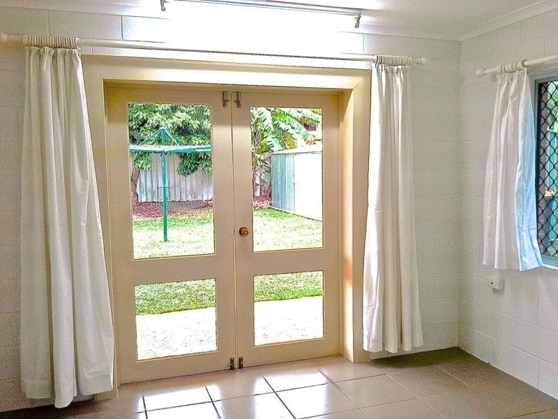 95-97 Enmore Street, Manoora QLD 4870