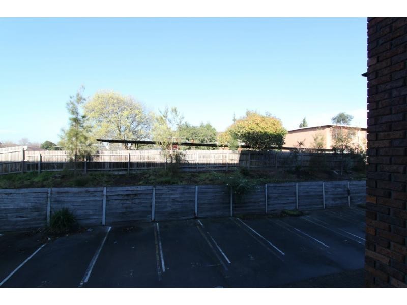 Unit 103/325 Nepean Highway, Frankston VIC 3199