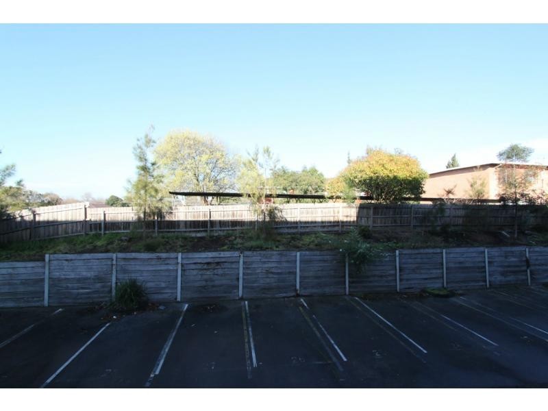 Unit 18/325 Nepean Highway, Frankston VIC 3199