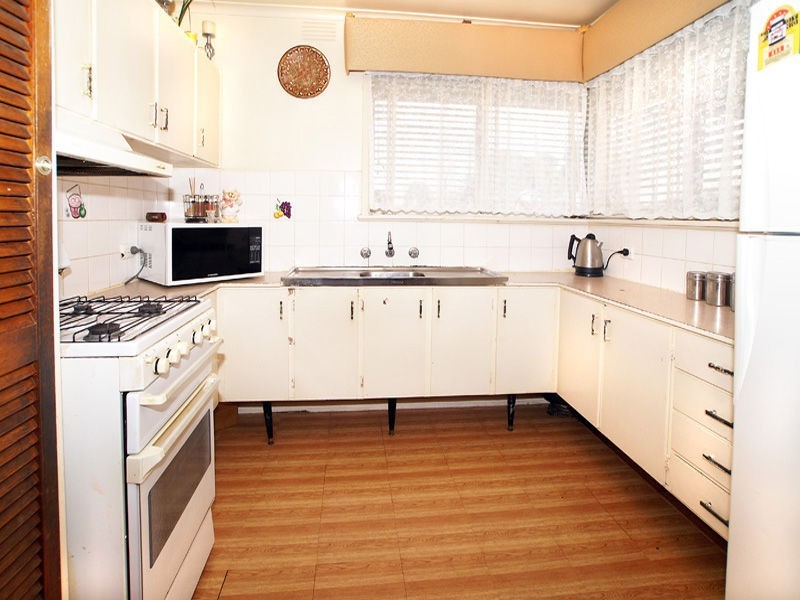 102 Darebin Drive, Thomastown VIC 3074